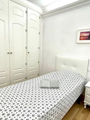 2 bedroom luxury Apartment for rent in Nueva Andalucia, Spain - Photo 5