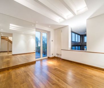 Frith Hill Road, Godalming, Surrey, GU7 - Photo 3