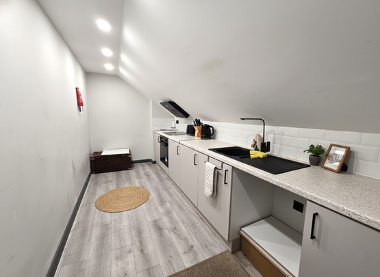 Studio to rent - Photo 1