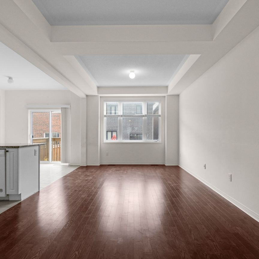 For Lease - 86 Ness Drive, Richmond Hill, Ontario - Photo 1
