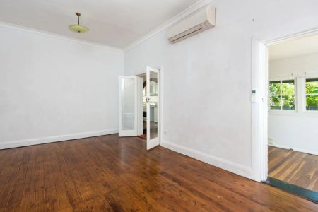 Great Sized Family Home with Oversized Child Friendly Yard - Photo 2