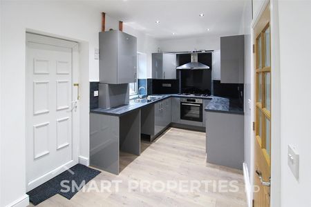 Waterloo Rise, Waterloo, Huddersfield - Photo 3