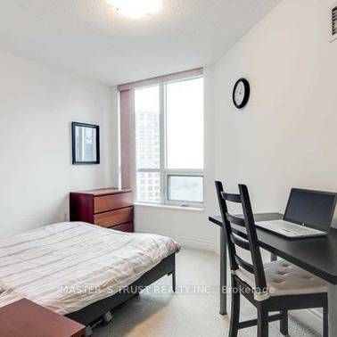 Yonge/ Doris, 1 Bedroom Open Concept, One Parking Spot and one locker - Photo 1