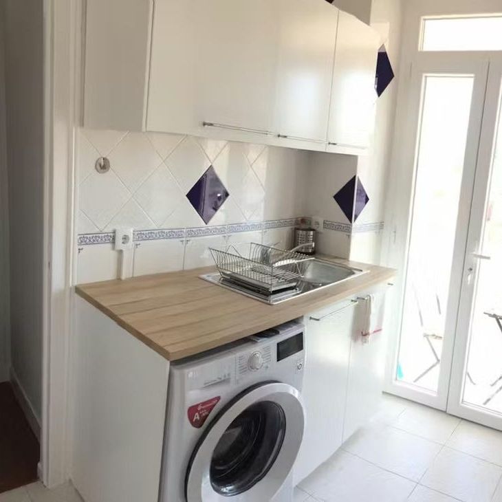 Rua Capitão Renato Baptista, Lisbon, Lisbon 1150-087 - Photo 1