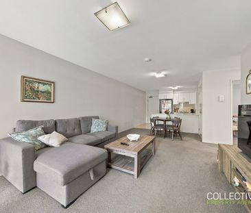 Quiet Unit with Two Carparks - Photo 3