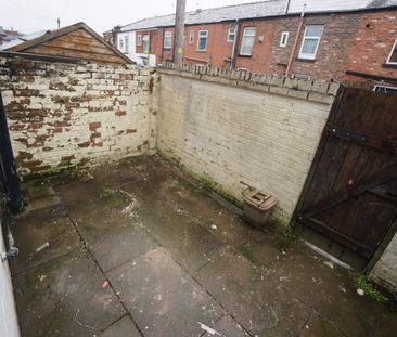 Bolton Road, Radcliffe, Manchester - Photo 4