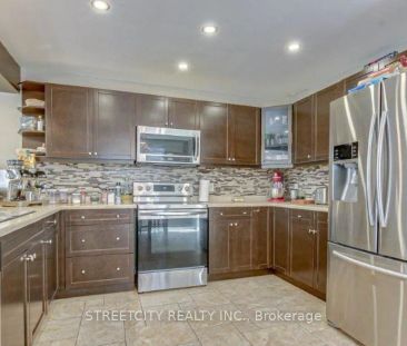 812 REEVES AVENUE - Photo 3