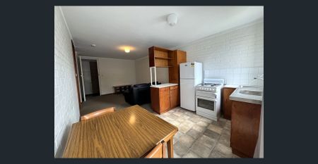 Discover the ease of living in this charming Lock and Leave furnished unit! - Photo 5