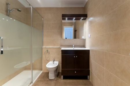 Calle de Sor Ángela de la Cruz, Madrid, Community of Madrid 28020 - Photo 5