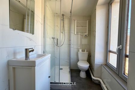 Appartement Thiers sur Thève T2 30 m2 chambre + Mezzanine, - Photo 4