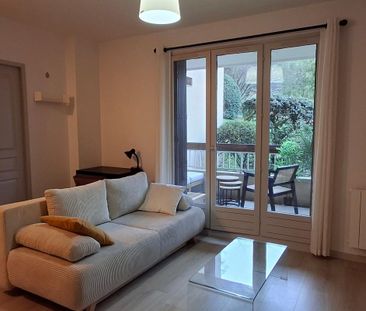 Location Appartement 2 pièces Meublé 33m² STE FOY LES LYON 69110 - Photo 3