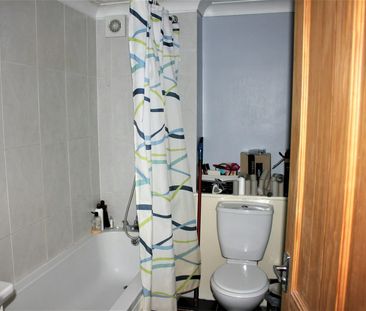 Maisonette to rent on - Photo 5