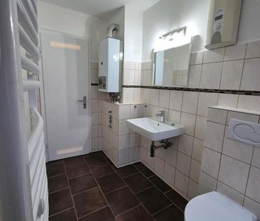 Helle, frisch renovierte 2,5-Zi.-Wohnung in Düsseldorf-Holthausen - Photo 6