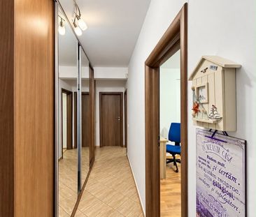 Apartament 3 camere 75 mp+ parcare subterană la 10 minute metrou - Photo 4