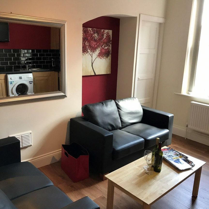 Flat 3, 133 Foxhall Road, NG7 6JH, NOTTINGHAM - Photo 1