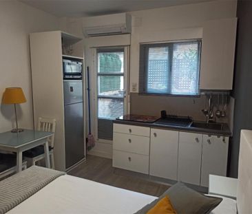 Piso de alquiler en Calle de Valverde, 12, Universidad - Malasaña - Photo 2