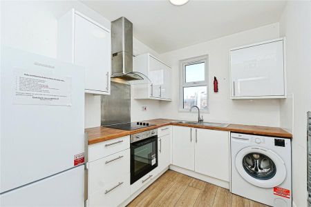 property to rent Havelock Walk, 2 - 4 London Road, London, SE23 - Photo 2