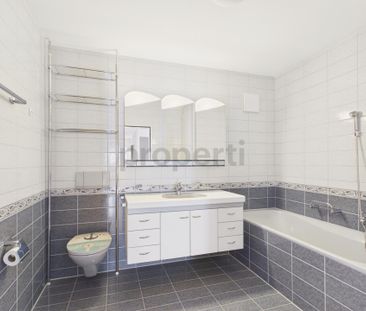 Neu renovierte 4.5-Zimmer-Elegantwohnung mit eigenem Parkplatz, Bub... - Photo 6