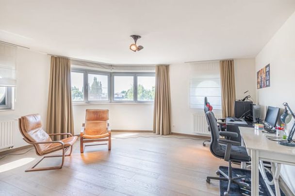 Appartement te huur - Foto 1
