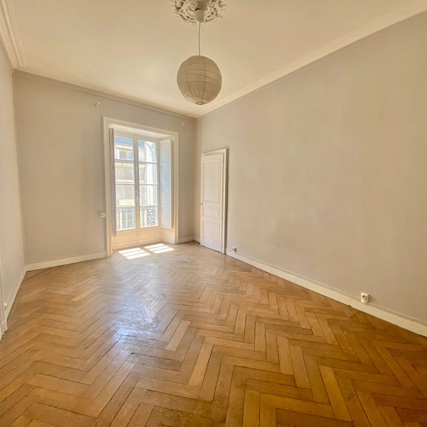 A Louer - Nantes Centre - Grand Appartement 6 Pièces De 175.24 M² - Photo 1