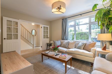 3 bedroom semi-detached house to rent - Photo 2