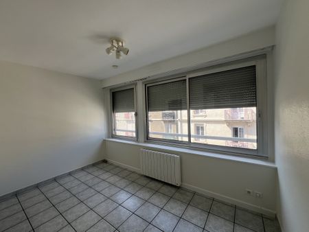 Location Appartement 1 pièce 15m² NANCY 54000 - Photo 5