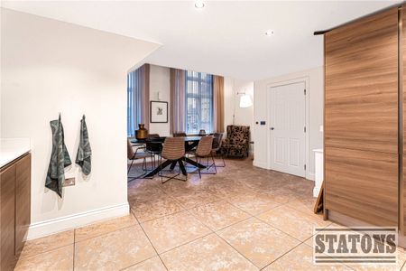 Royal Connaught Park, Bushey - Photo 4