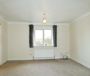 1 bedroom parking to rent - Photo 3