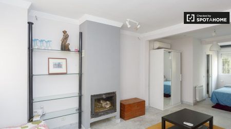 Piso de alquiler en Bellas Vistas - Photo 3