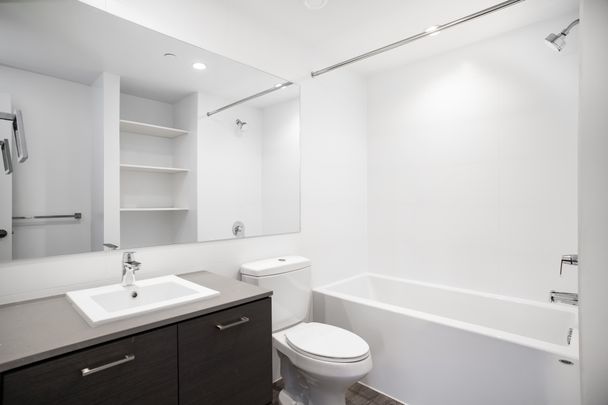 537 Foster Avenue, Coquitlam - Photo 1
