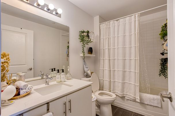 For Lease - 35 Southshore Crescent Unit# 130, Hamilton, Ontario - Photo 1