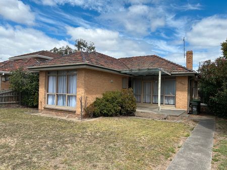 753 Gilbert Road, Reservoir VIC 3073 - Photo 5