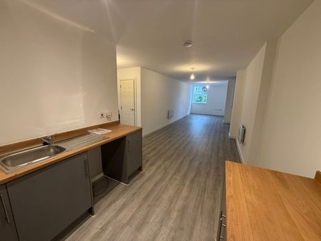 Town Centre, Taunton - Photo 4