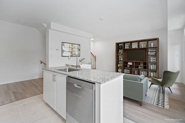For Lease - 4 Sidney Rose Common, St. Catharines, Ontario - Photo 1