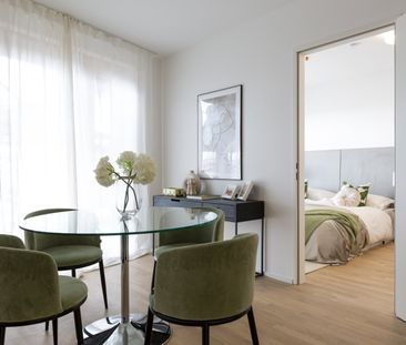 Sonnwendviertel: 1-Zimmer-Wohnung mit Balkon im 12. OG – Fitnessrau... - Photo 1