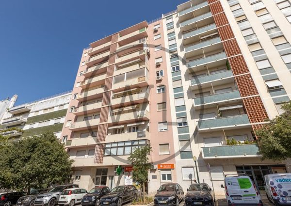 Apartamento T3 em Lisboa