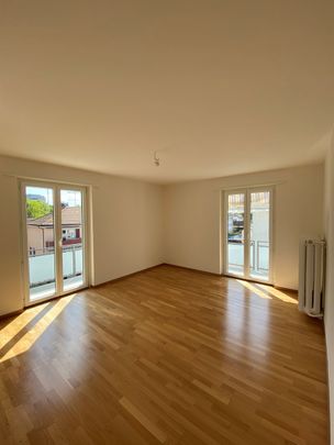 Bright 5.5-room apartment in a well-maintained property - Photo 1