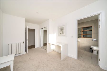 Embry Road, Kidbrooke Village, London, SE9 6BT - Photo 2