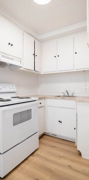 1 MOIS GRATUIT - 3 1/2 & 4 1/2 - Photo 1