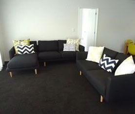 RICCARTON – PURPOSE BUILT, MODERN DOUBLE BEDROOM + ENSUITE BATHROOM - Photo 1