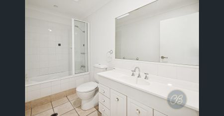 Freshly Refreshed Villa In A Resort Style Community - Photo 5