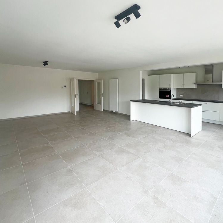 Prachtig gelijkvloers appartement met 2 slaapkamers & tuin in Lier! - Foto 1