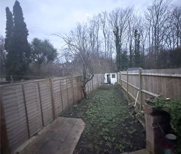 Double Bedroom in Shared House, Hither Green - Photo 3