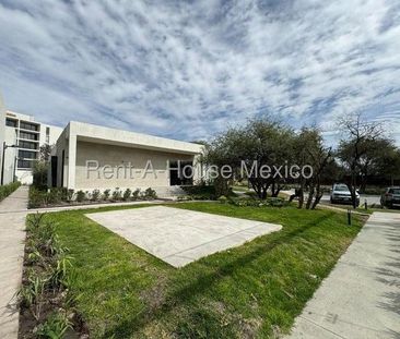 Jurica Loft en renta detrás de Antea con amenidades de lujo RAH2922 - Photo 2