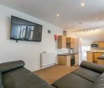 Newlands Road, Jesmond, Newcastle upon Tyne NE2 3NT - Photo 4