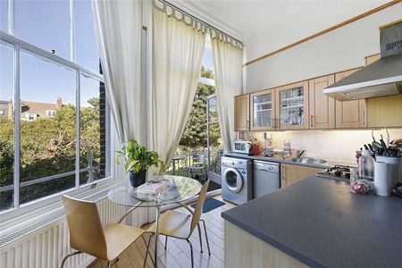 Nightingale Mansions, 46 Nightingale Lane, London, SW12 8TN - Photo 5