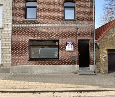 Volledig gerenoveerde woning met tuintje en ruime garage - Photo 5