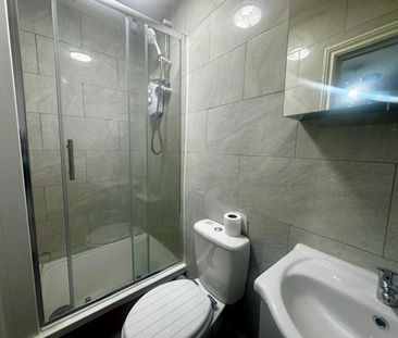 1 Bed Flat, Far Gosford St, CV1 - Photo 3