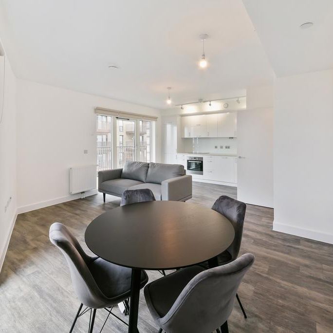 3 bedroom apartment to rent - Photo 1