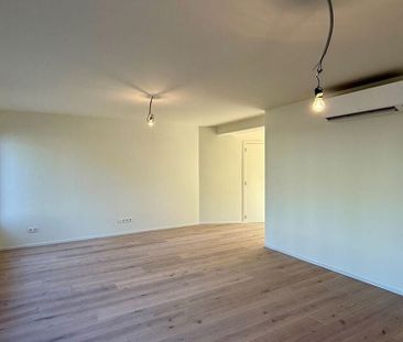 Appartement te huur in Mortsel voor € 895 met 1 slaapkamer - Foto 1